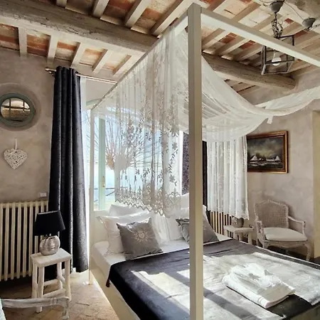 Podere Le Vedute Bed & Breakfast Larciano