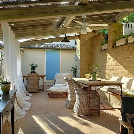 Podere Le Vedute Bed & Breakfast Larciano
