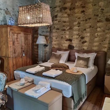 Podere Le Vedute Bed & Breakfast